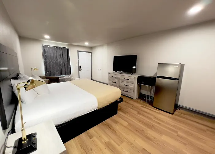 Economy And Hotel Tulsa